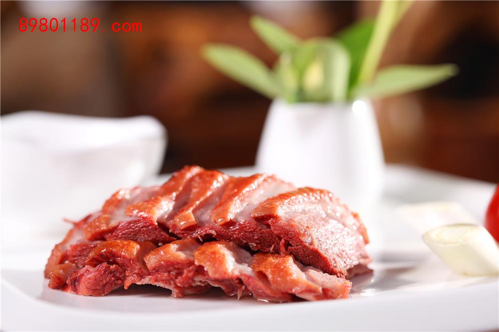 名酱烤鸭脯